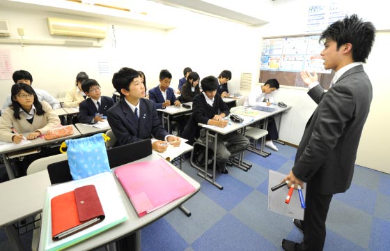 興学社学園　進学教室　興学院のカリキュラム