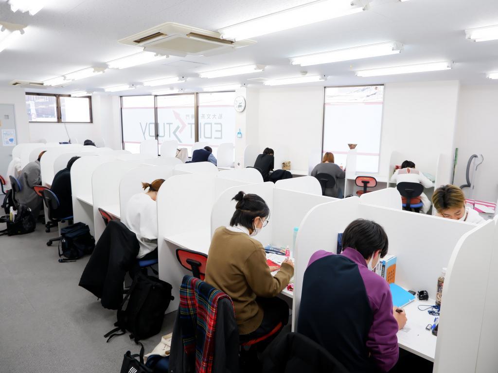 ゼロからＭＡＲＣＨ合格保証　ＥＤＩＴ　ＳＴＵＤＹ所沢校 教室画像8