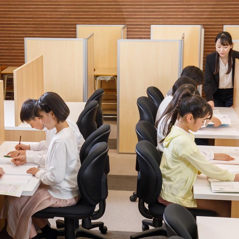 いずみ塾信大前校 教室画像5