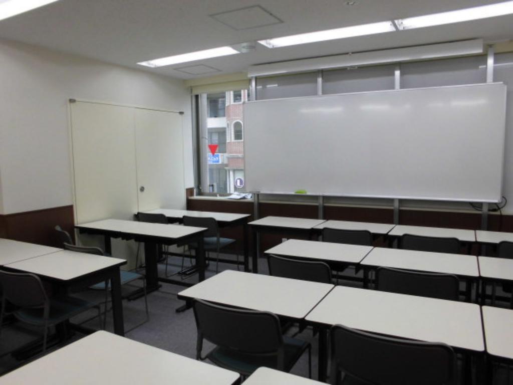 東進衛星予備校【ＭＳＧｎｅｔｗｏｒｋ】センター北校 教室画像4