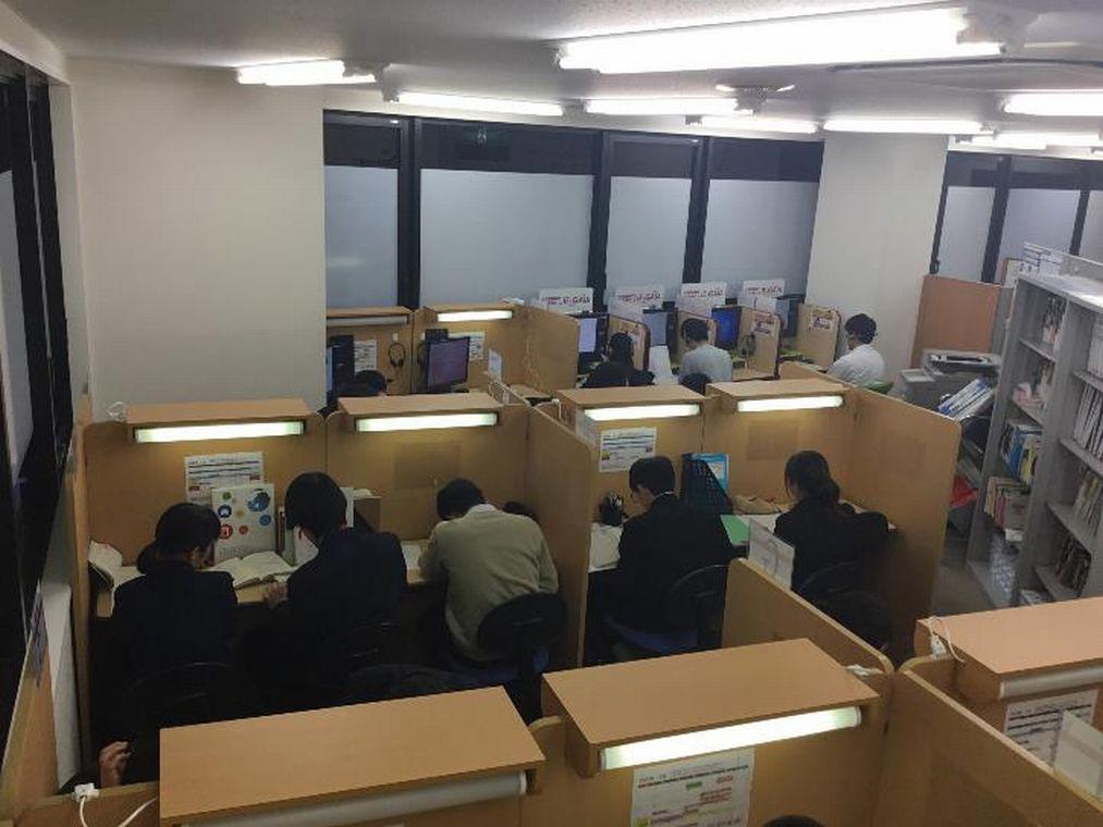 個別指導　スクールＩＥ　箕面萱野校