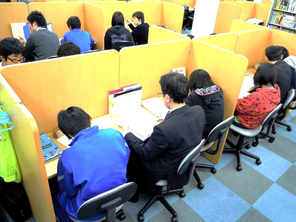 個別指導　スクールＩＥ　鷲津校