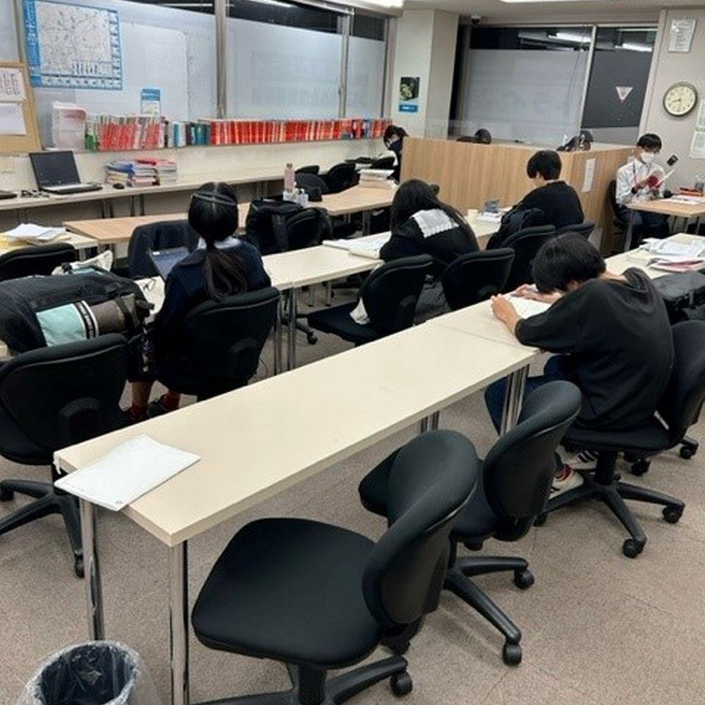 個別指導塾　トライプラス　枚方校