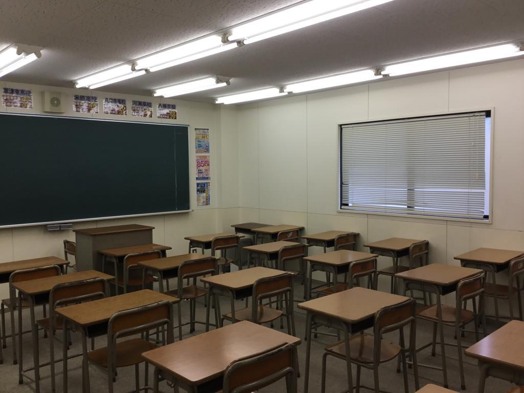 京進の中学・高校受験ＴＯＰ&Sigma;能登川校 教室画像4