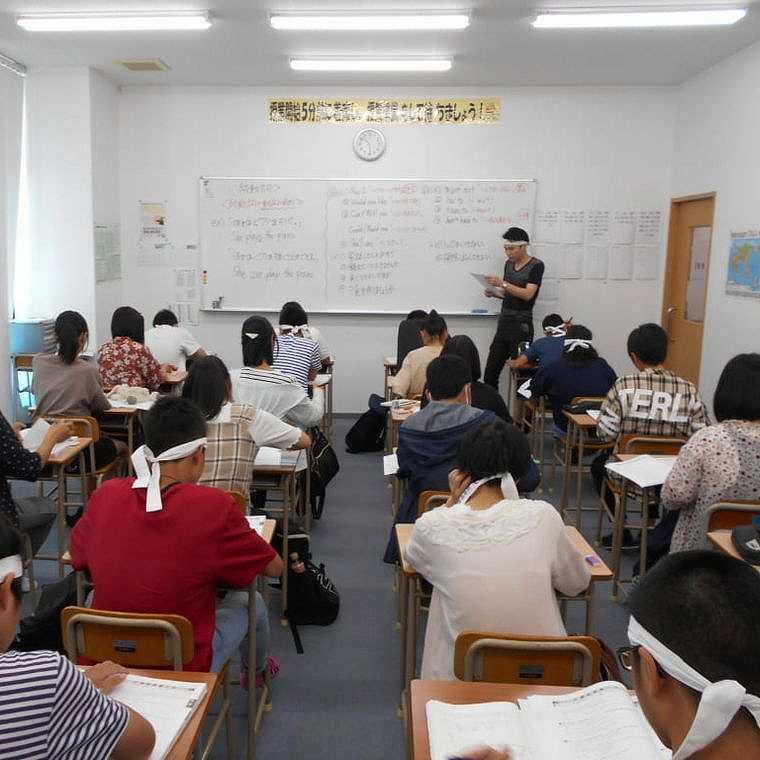田中学習会福山駅前校 教室画像8