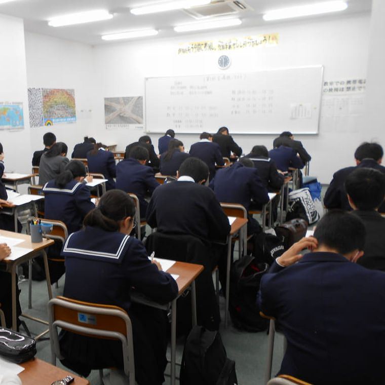 田中学習会福山駅前校 教室画像13