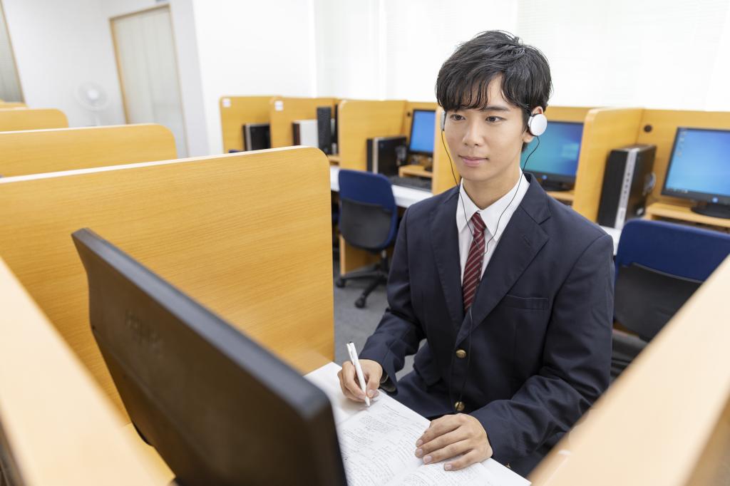 東進衛星予備校【ティエラコム】東進金沢本町校 教室画像1